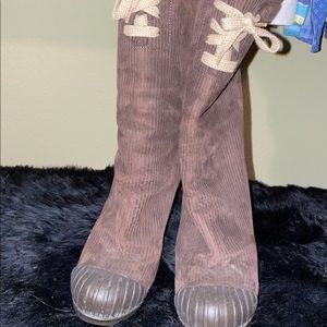 Authentic fendi boots